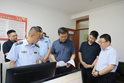 定西市人民政府 定西要闻 汪尚学在市区调研督导食品药品安全专项整治工作推进情况